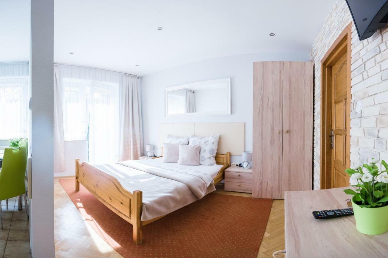 A&b Ii Apartment